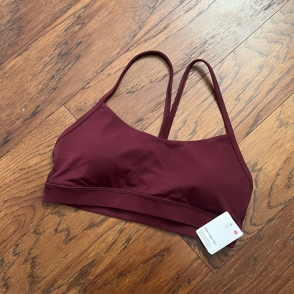 Lululemon Flow Y Sports Bra
